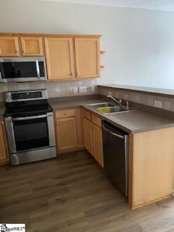 16 Minots Ledge Lane, Simpsonville, SC 29681