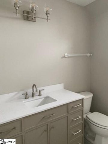 16 Minots Ledge Lane, Simpsonville, SC 29681