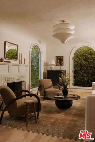 2126 E Live Oak Drive, Los Angeles, CA 90068