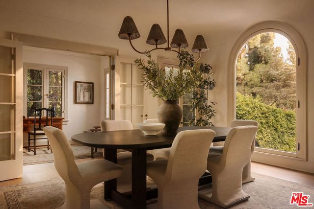2126 E Live Oak Drive, Los Angeles, CA 90068