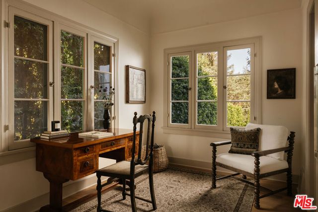 2126 E Live Oak Drive, Los Angeles, CA 90068