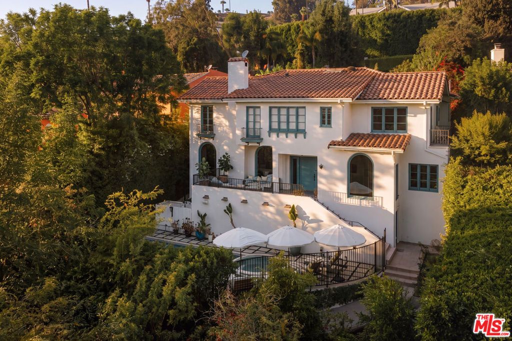 2126 E Live Oak Drive, Los Angeles, CA 90068