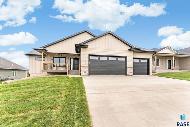 1524 N Marlowe Ave Avenue, Sioux Falls, SD 57110