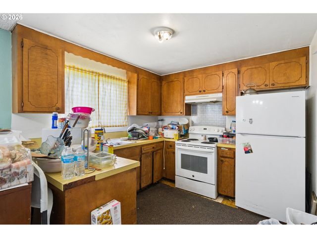 20390 Sw PIKE St, Beaverton, OR 97078