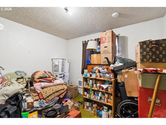 20390 Sw PIKE St, Beaverton, OR 97078