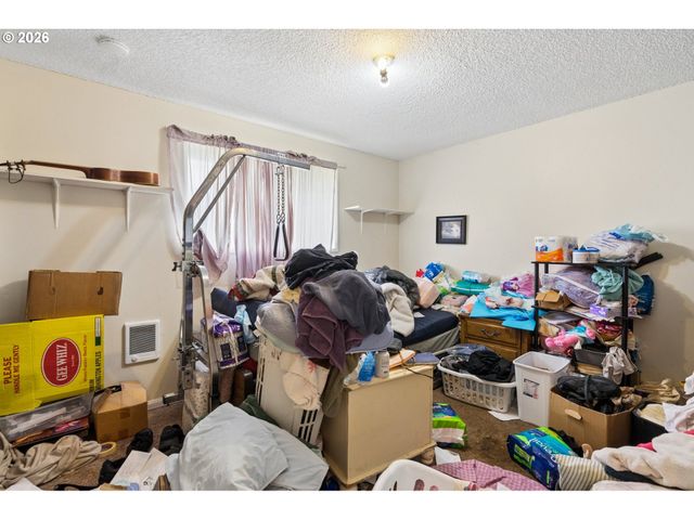 20390 Sw PIKE St, Beaverton, OR 97078