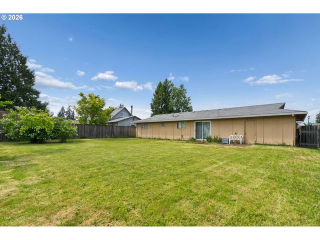 20390 Sw PIKE St, Beaverton, OR 97078