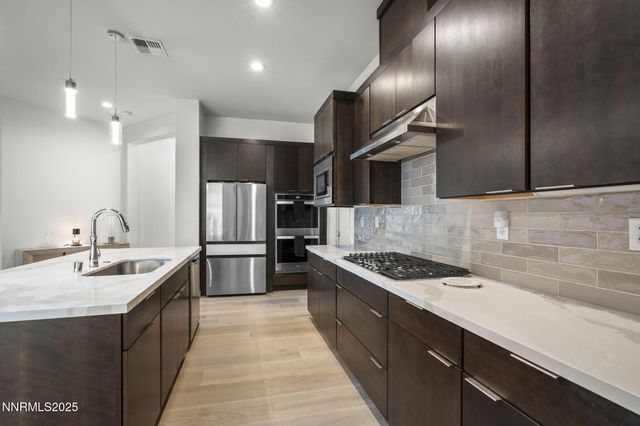 12514 Woods Clover Street, Reno, NV 89521