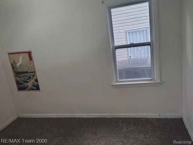 19749 Glastonbury Road, Detroit, MI 48219