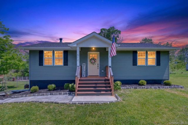 512 Riley Road, New Windsor, NY 12553