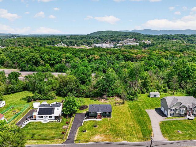 512 Riley Road, New Windsor, NY 12553