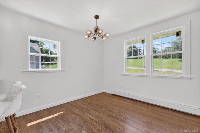512 Riley Road, New Windsor, NY 12553