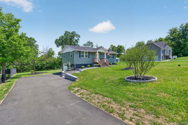 512 Riley Road, New Windsor, NY 12553