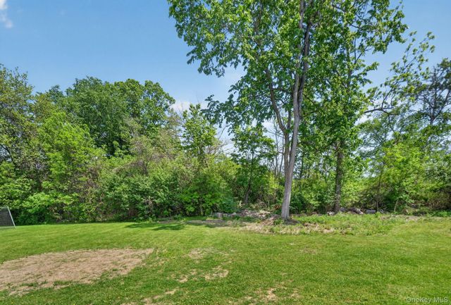 512 Riley Road, New Windsor, NY 12553