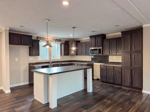601 PINE LN, Drummonds, TN 38023
