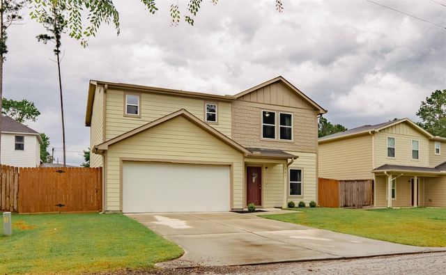 940 Cedar Point Drive, Livingston, TX 77351