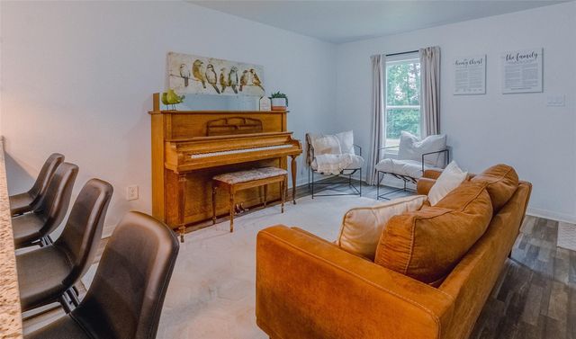 940 Cedar Point Drive, Livingston, TX 77351