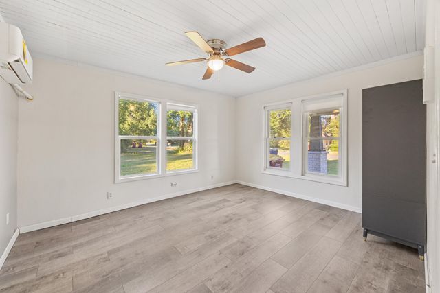 198 E 1St Avenue, Crestview, FL 32536