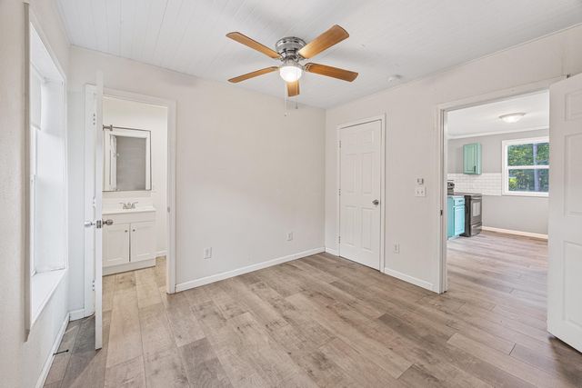 198 E 1St Avenue, Crestview, FL 32536