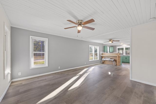 198 E 1St Avenue, Crestview, FL 32536