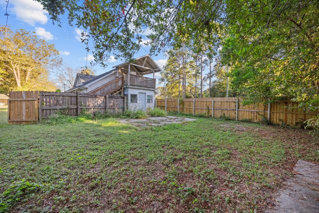 198 E 1St Avenue, Crestview, FL 32536