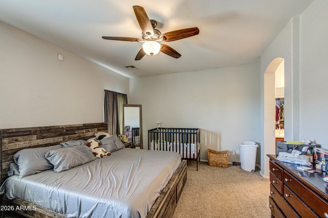 1237 W GREEN TREE Drive, San Tan Valley, AZ 85143