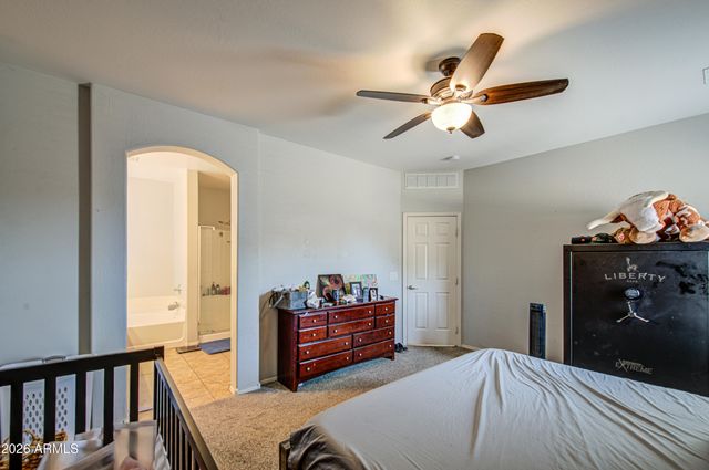 1237 W GREEN TREE Drive, San Tan Valley, AZ 85143