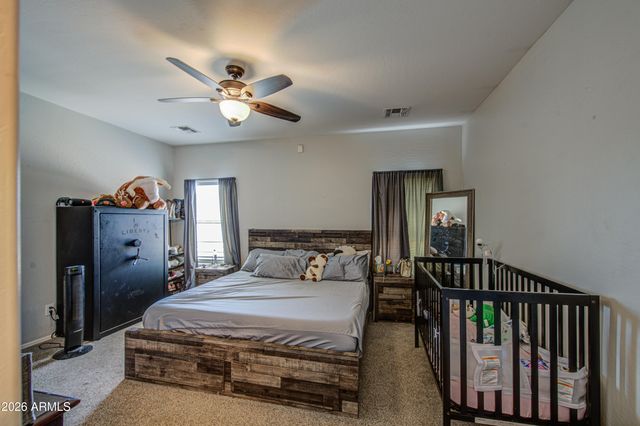 1237 W GREEN TREE Drive, San Tan Valley, AZ 85143