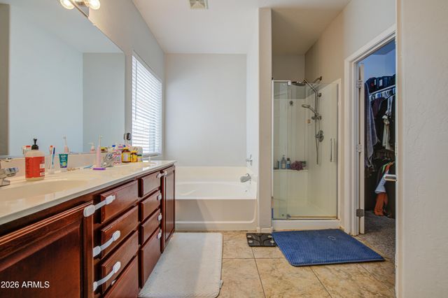 1237 W GREEN TREE Drive, San Tan Valley, AZ 85143