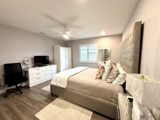 20862 Vinesta Circle 307, Boca Raton, FL 33433