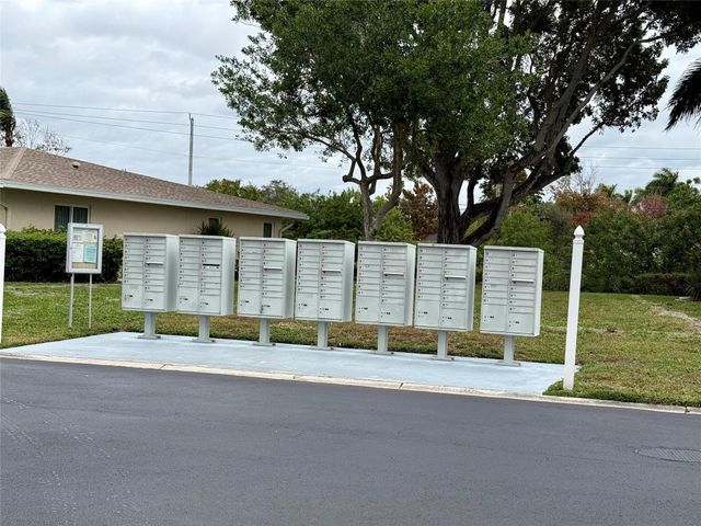 20862 Vinesta Circle 307, Boca Raton, FL 33433