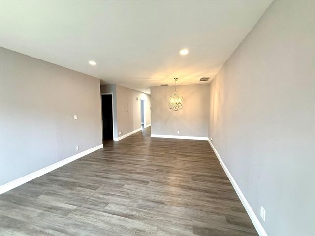 20862 Vinesta Circle 307, Boca Raton, FL 33433