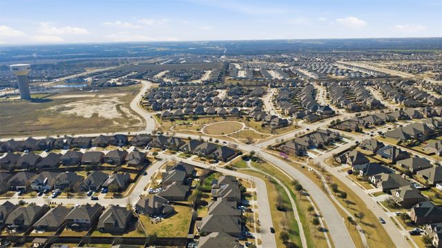 917 Navasota Trail, Mckinney, TX 75071