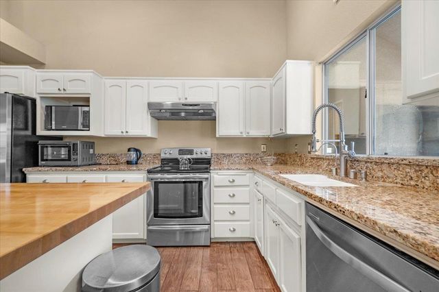 1779 E Niles Avenue, Fresno, CA 93720