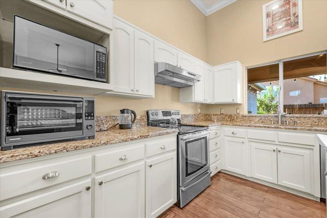 1779 E Niles Avenue, Fresno, CA 93720