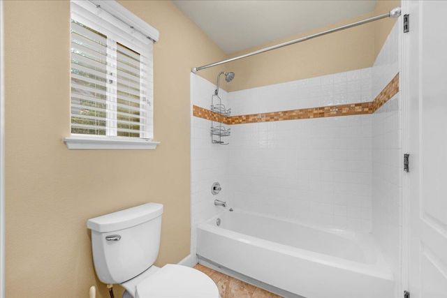 1779 E Niles Avenue, Fresno, CA 93720