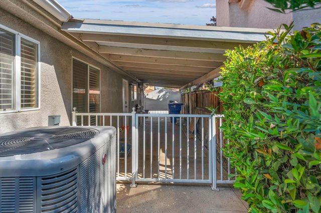 1779 E Niles Avenue, Fresno, CA 93720