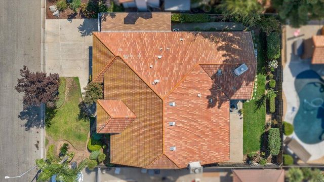 1779 E Niles Avenue, Fresno, CA 93720