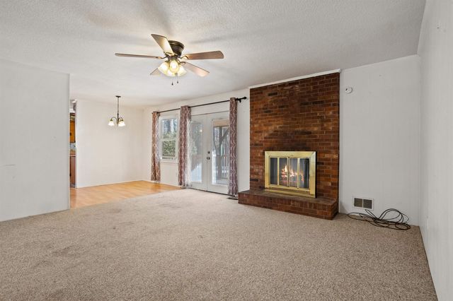 127 Walden Circle, Spartanburg, SC 29301