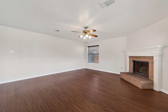 6002 Villa Hills Drive, Houston, TX 77066