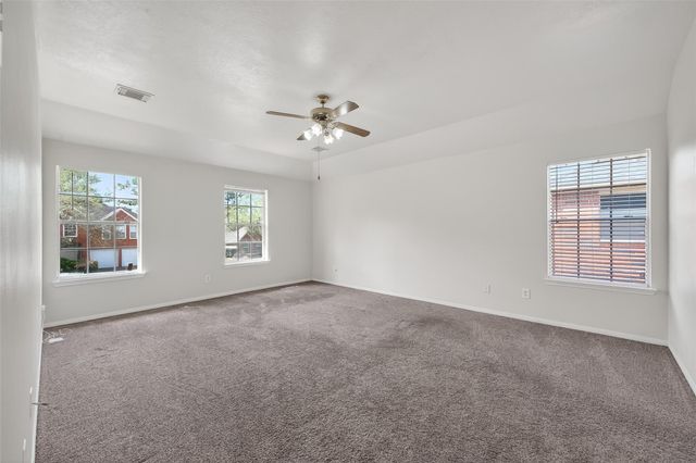 6002 Villa Hills Drive, Houston, TX 77066