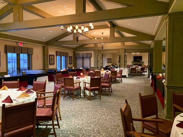 17 Tournament Drive S, Hawthorn Woods, IL 60047