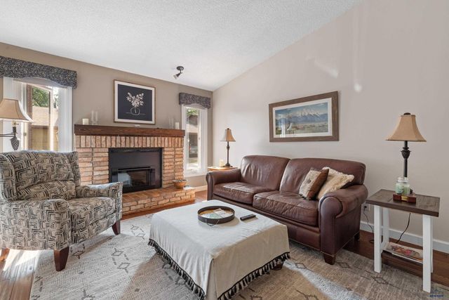 4821 STONEY BROOK CT, Rapid City, SD 57702