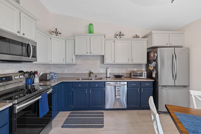4821 STONEY BROOK CT, Rapid City, SD 57702