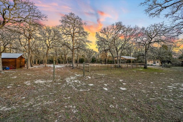 390 Christensen RD, Elgin, TX 78621