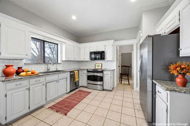 108 S Remuda Court, Fort Worth, TX 76108