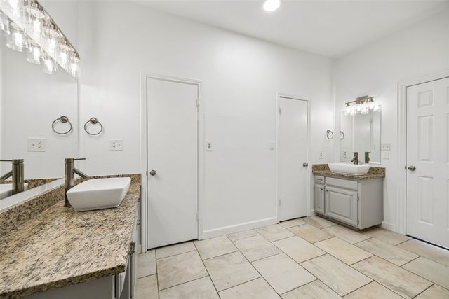 108 S Remuda Court, Fort Worth, TX 76108