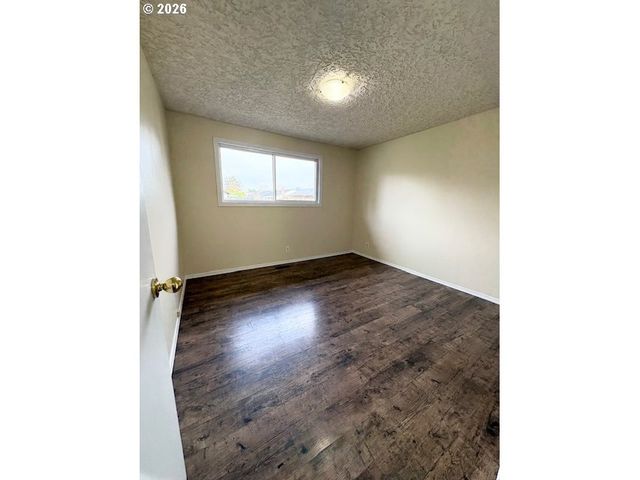 2609 Nw 109TH St, Vancouver, WA 98685