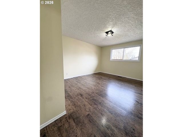 2609 Nw 109TH St, Vancouver, WA 98685