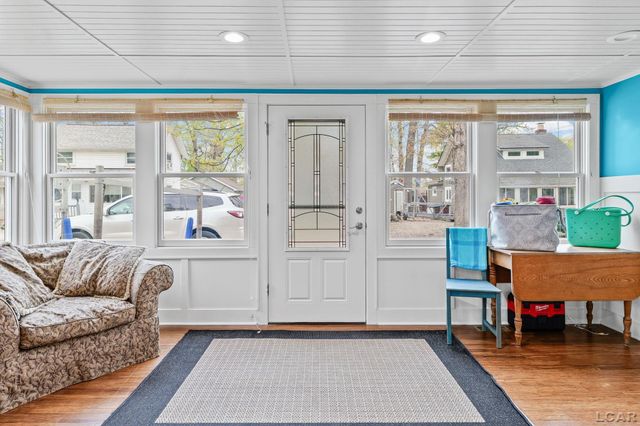 2128 Glenwood Court, Brooklyn, MI 49230